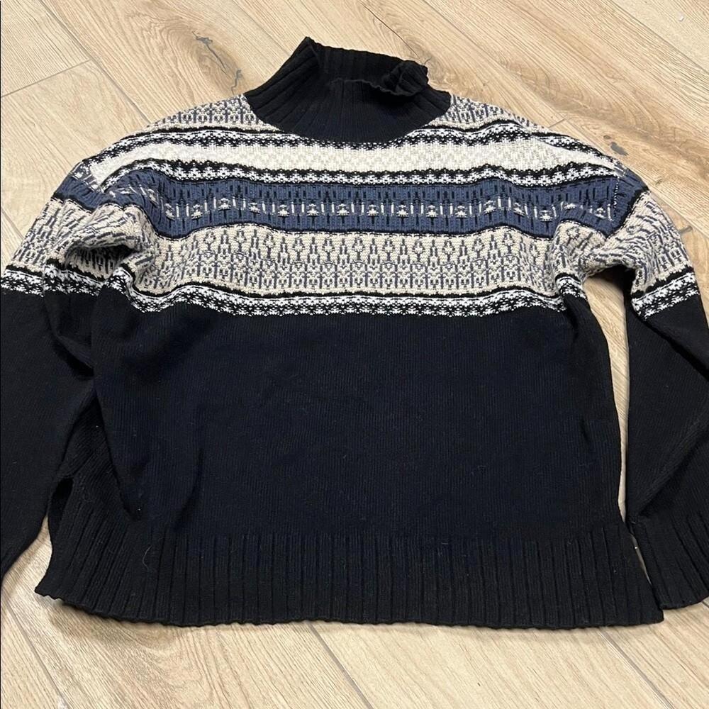 Frank and Oak Blk and cream patterened sweater